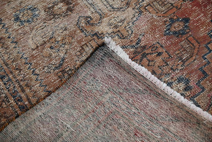 brown Medium rug 3' 5" x 6' 9"