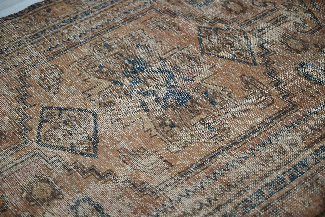 brown Medium rug 3' 5" x 6' 9"
