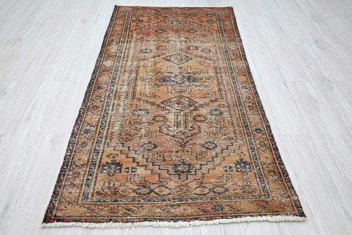brown Medium rug 3' 5" x 6' 9"