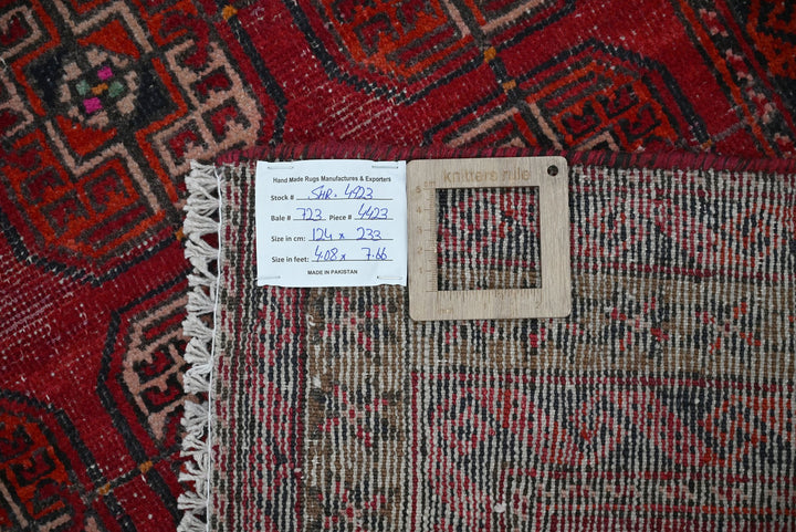 red Medium rug 4' 1" x 7' 8"
