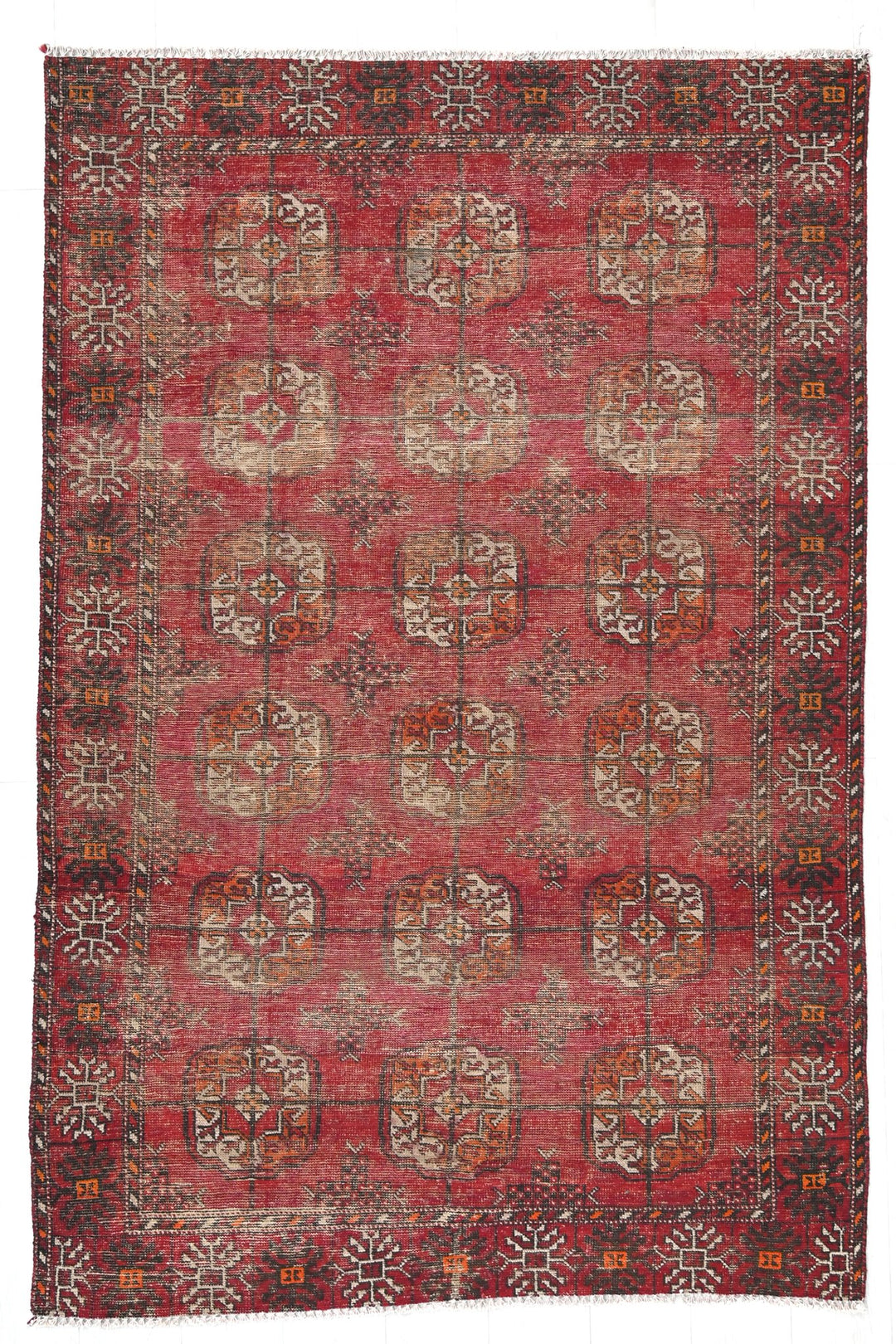 red Accent rug 4' 0" x 6' 3"