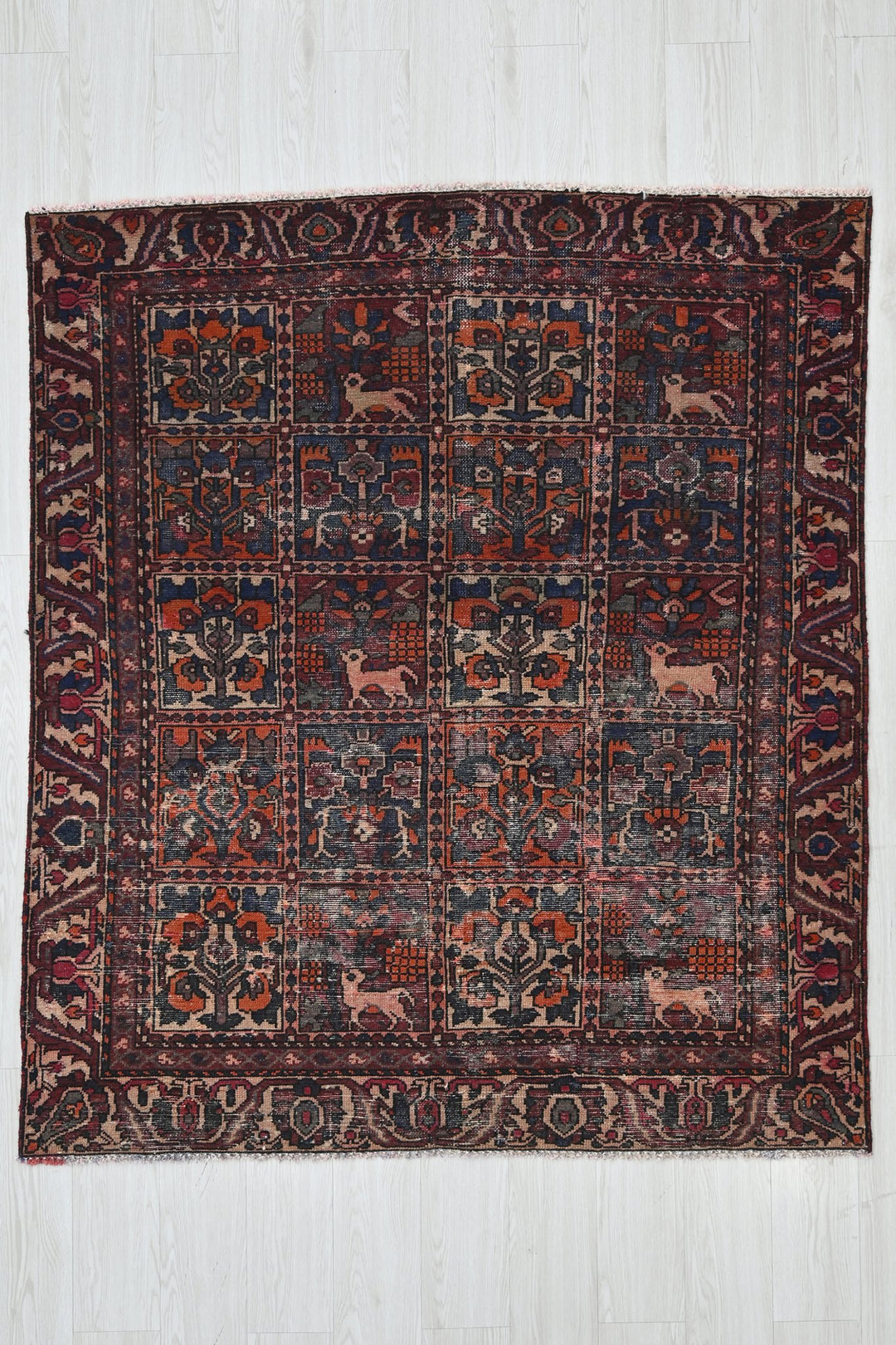 brown Medium rug 4' 10" x 5' 7"