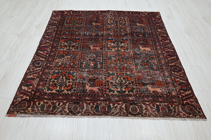brown Medium rug 4' 10" x 5' 7"