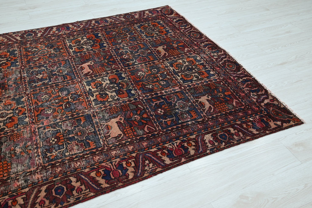 brown Medium rug 4' 10" x 5' 7"