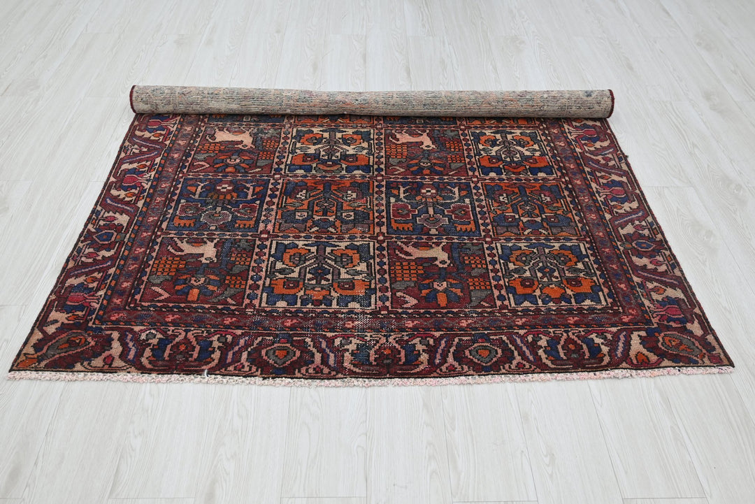 brown Medium rug 4' 10" x 5' 7"