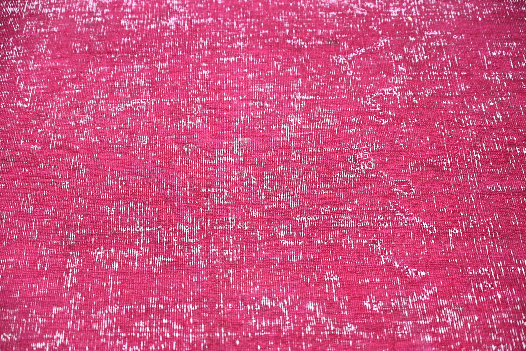 pink Medium rug 4' 0" x 8' 6"