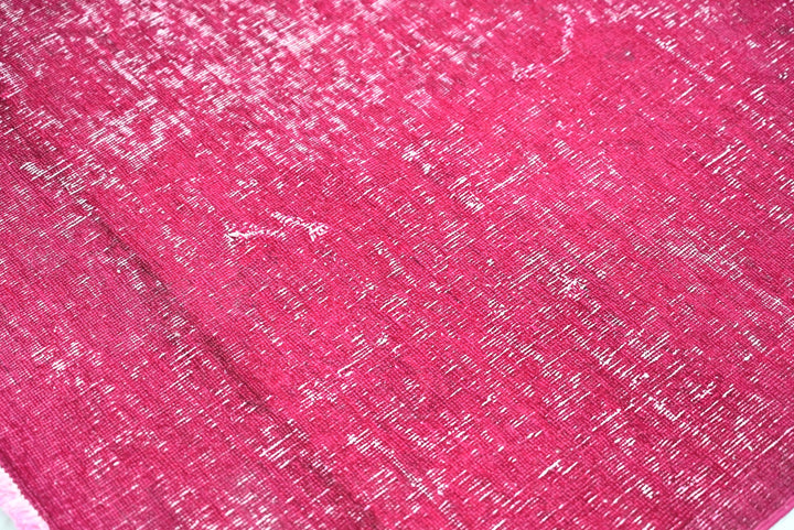pink Medium rug 4' 0" x 8' 6"