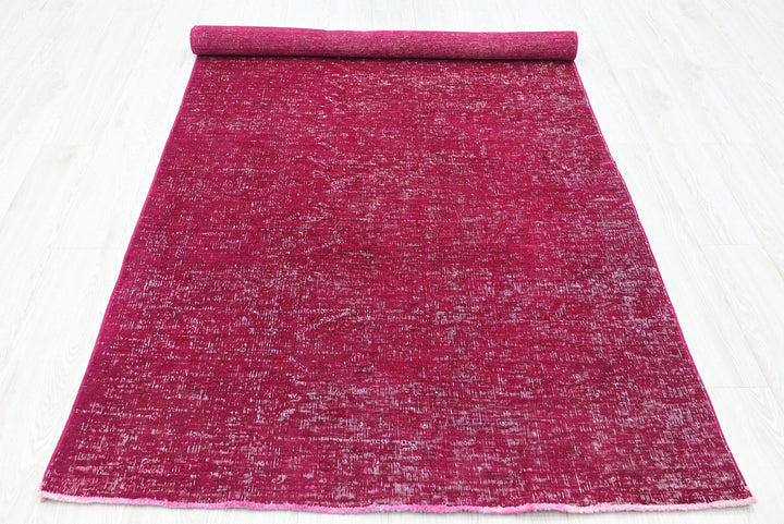 pink Medium rug 4' 0" x 8' 6"