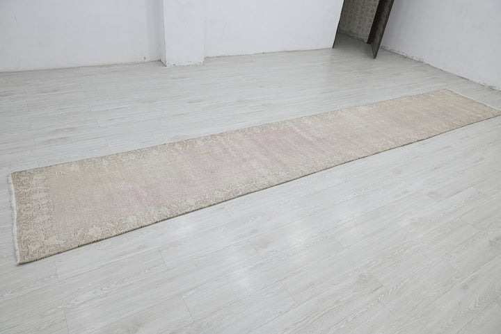 brown Runner rug 2' 6" x 15' 9"