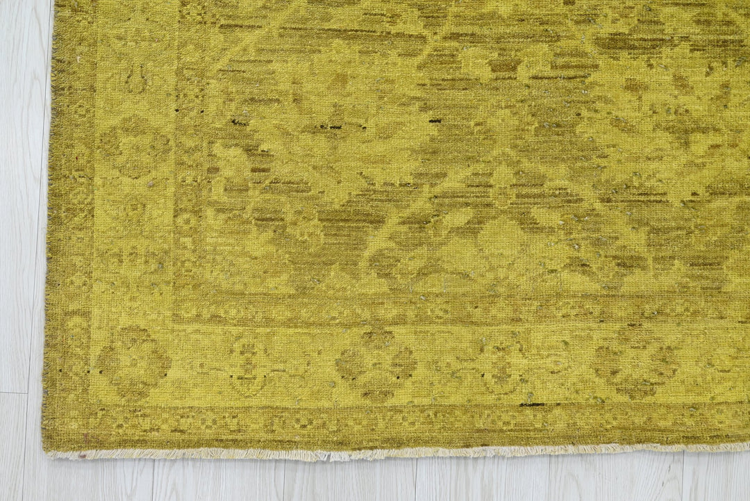 yellow Medium rug 3' 6" x 9' 3"