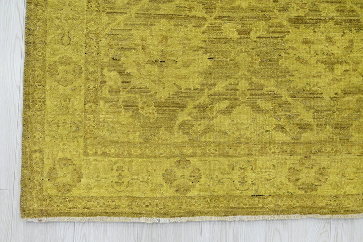 yellow Medium rug 3' 6" x 9' 3"