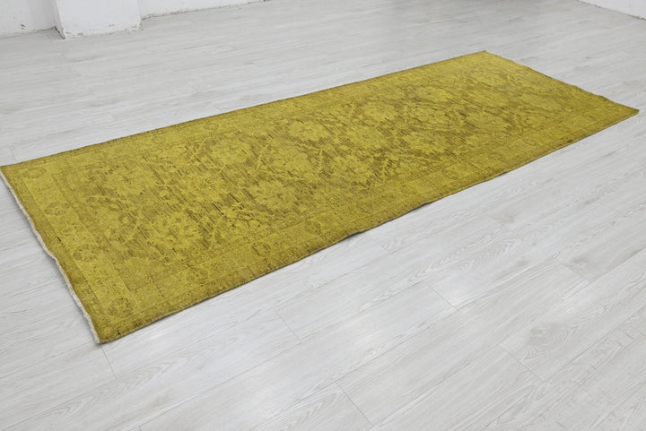 yellow Medium rug 3' 6" x 9' 3"
