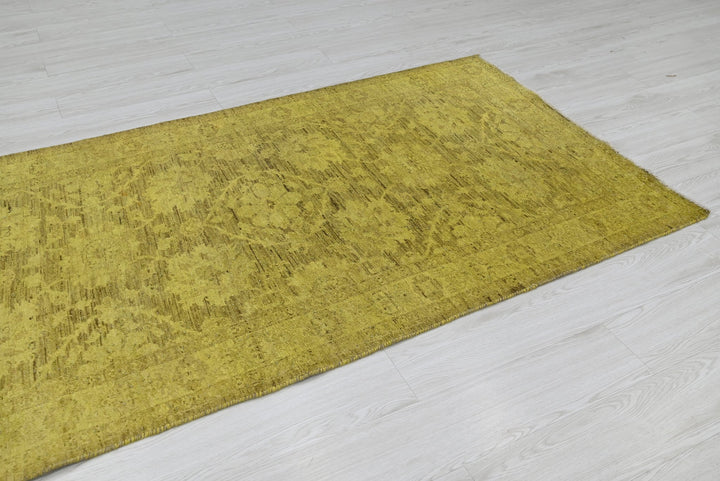 yellow Medium rug 3' 6" x 9' 3"