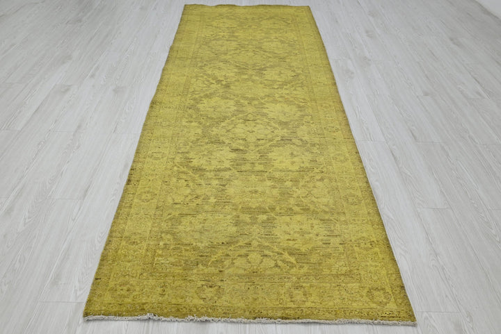 yellow Medium rug 3' 6" x 9' 3"