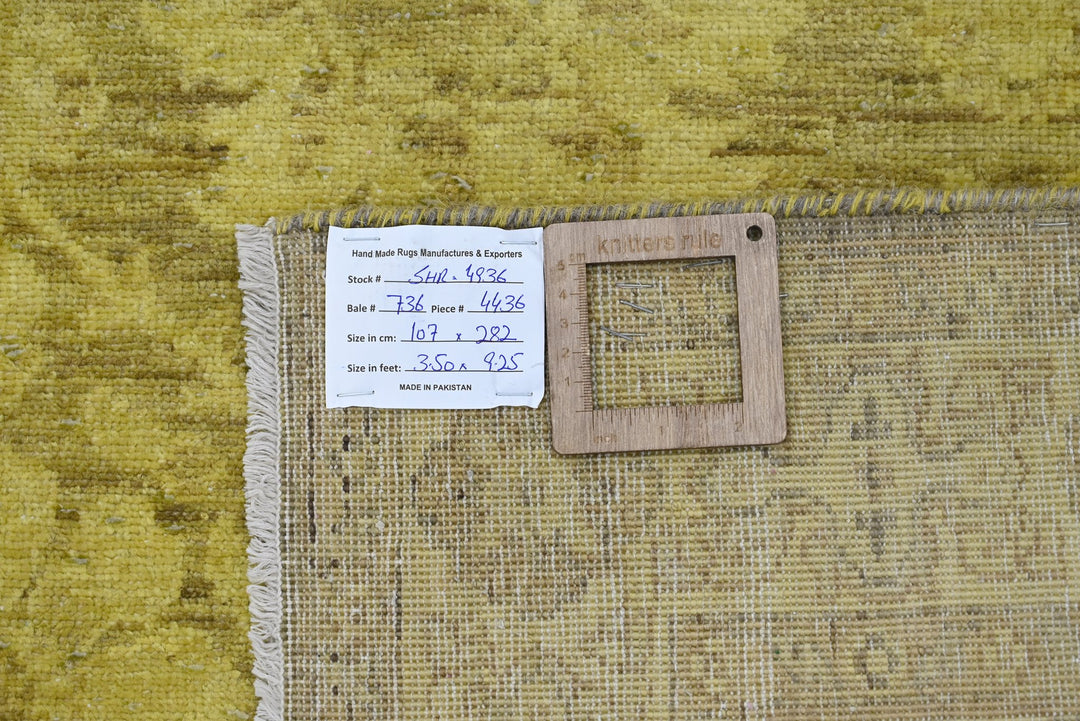 yellow Medium rug 3' 6" x 9' 3"