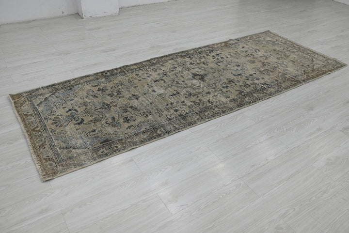 brown Runner rug 3' 5" x 9' 6"