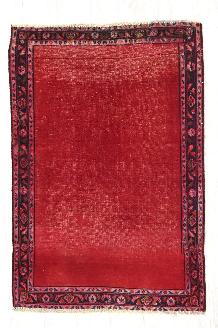 red Accent rug 2' 10" x 4' 1"