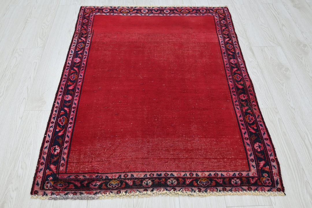 red Accent rug 2' 10" x 4' 1"