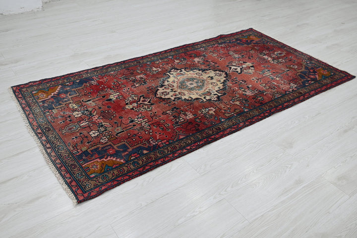 red Medium rug 3' 5" x 6' 8"