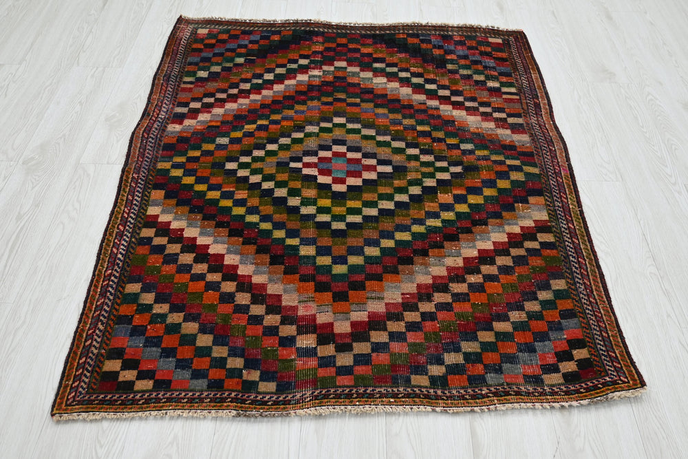 blue Accent rug 3' 8" x 4' 8"