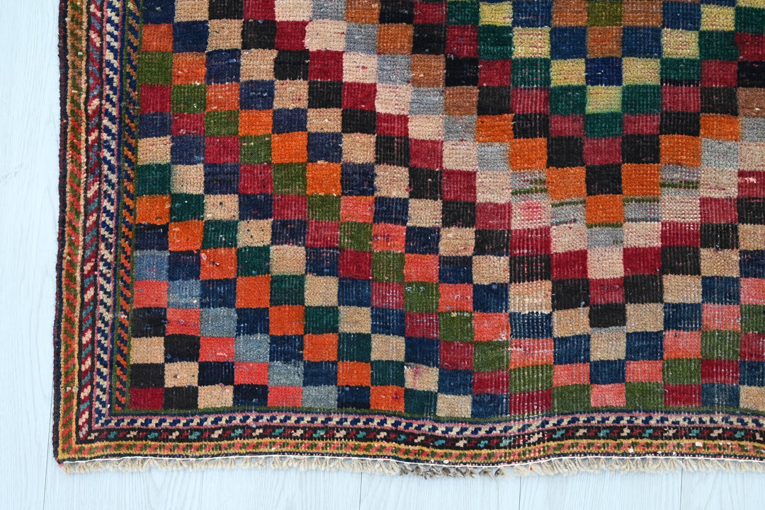 blue Accent rug 3' 8" x 4' 8"
