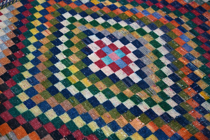 blue Accent rug 3' 8" x 4' 8"
