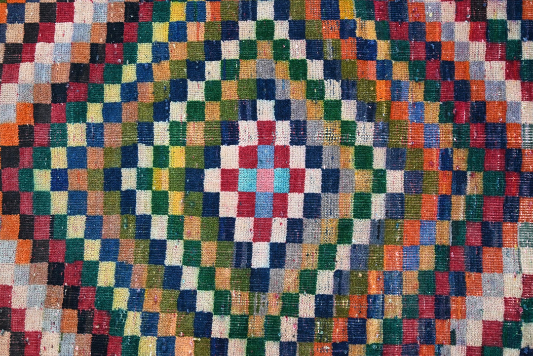 blue Accent rug 3' 8" x 4' 8"