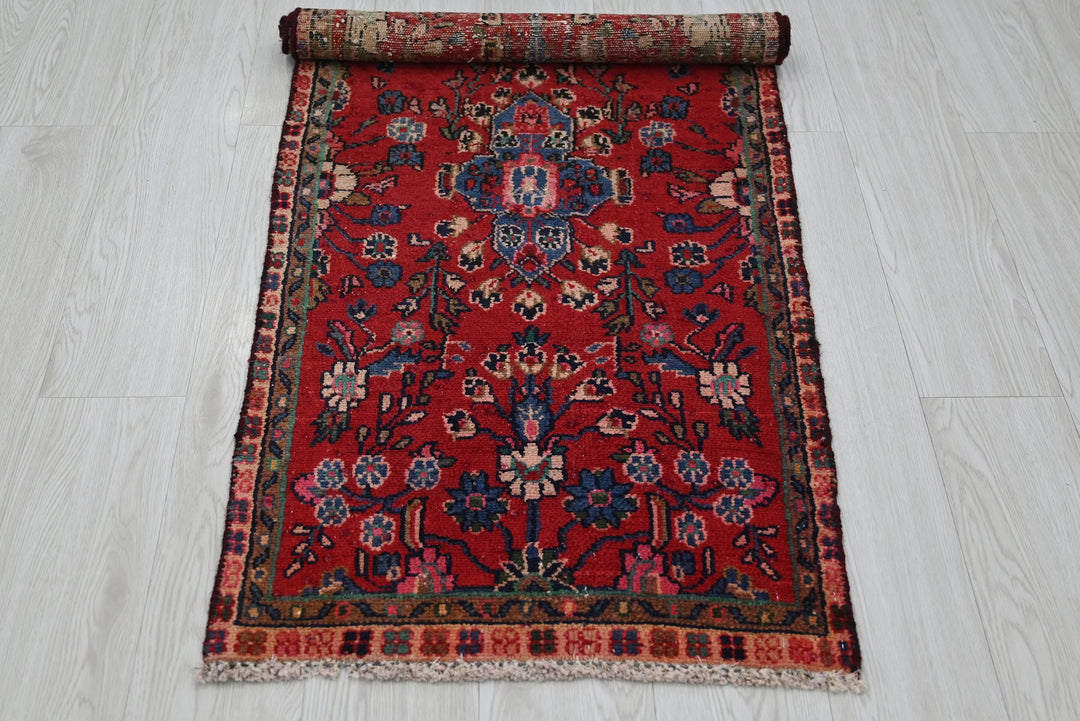 red Runner rug 2' 1" x 4' 7"