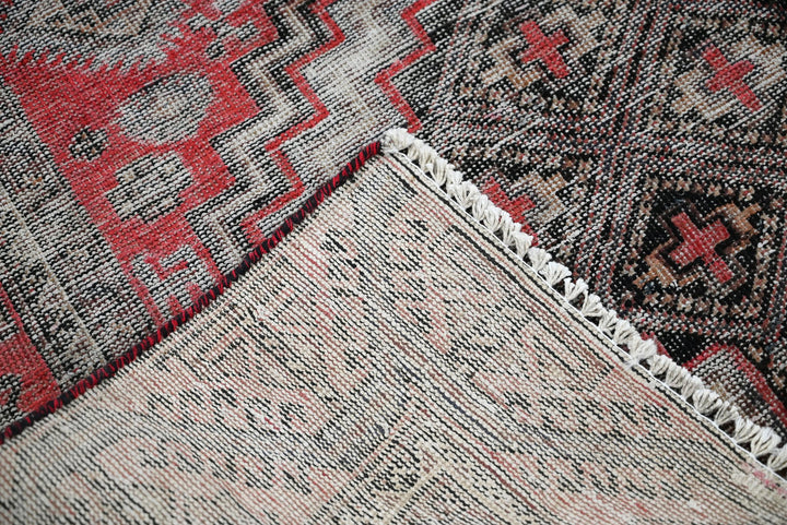 red Medium rug 3' 7" x 8' 10"