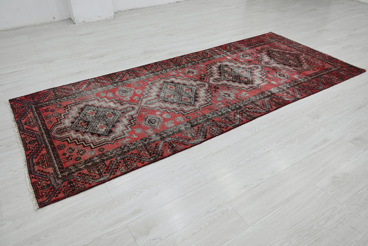 red Medium rug 3' 7" x 8' 10"