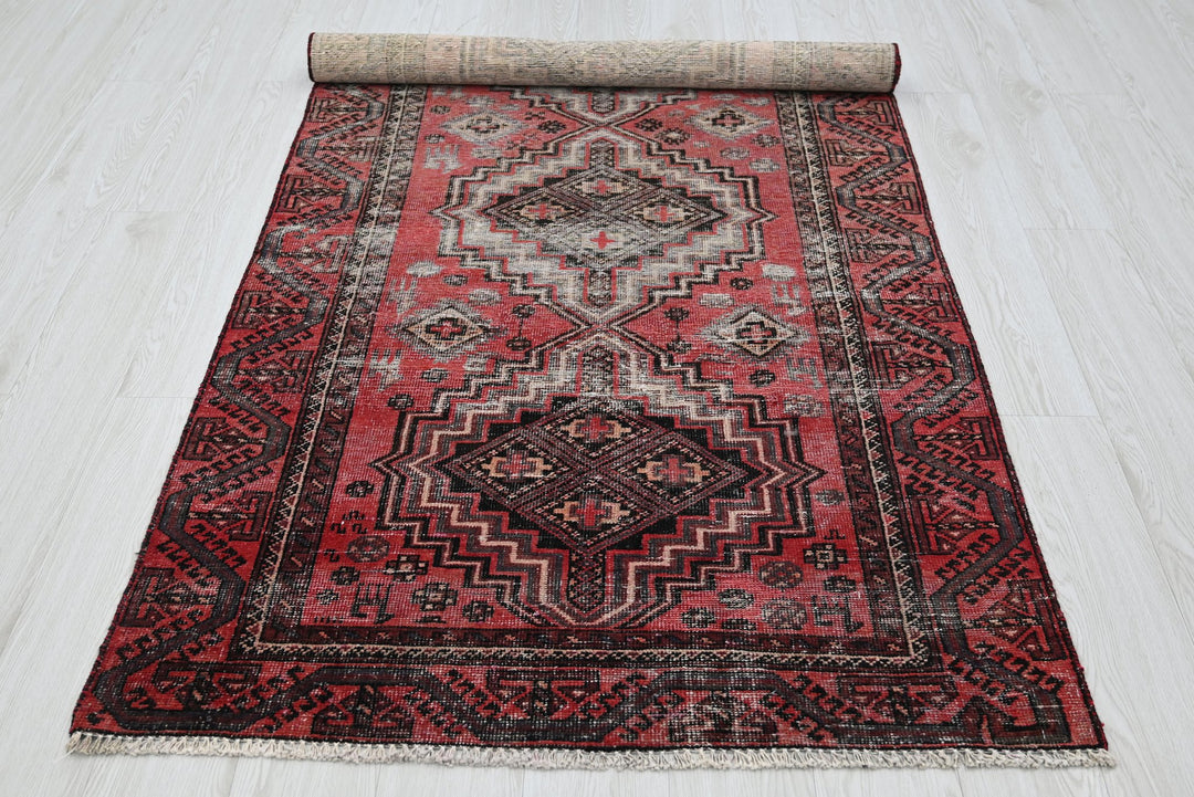 red Medium rug 3' 7" x 8' 10"