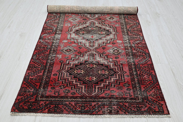 red Medium rug 3' 7" x 8' 10"