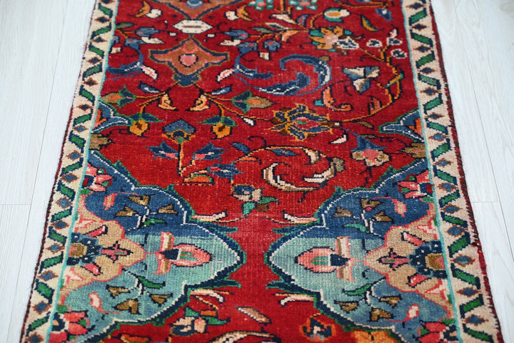red Runner rug 1' 11" x 6' 9"