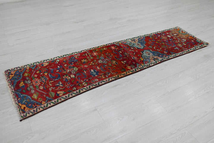 red Runner rug 1' 11" x 6' 9"