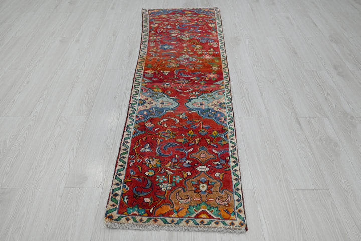 red Runner rug 1' 11" x 6' 9"