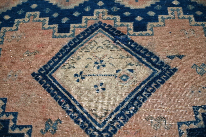 orange Accent rug 4' 2" x 6' 5"