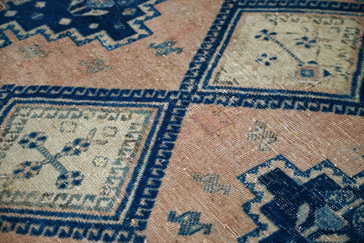 orange Accent rug 4' 2" x 6' 5"