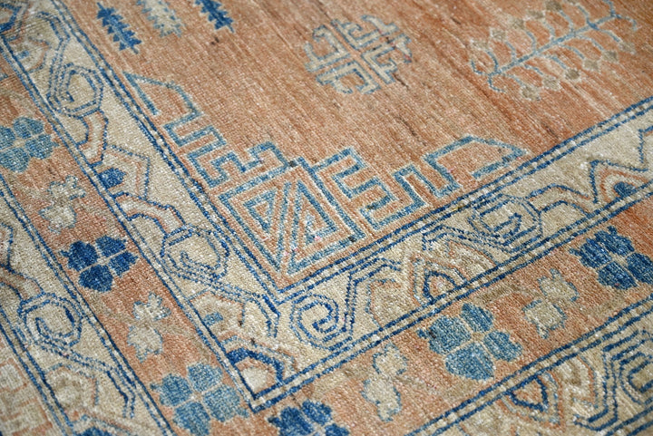 orange Medium rug 5' 2" x 6' 5"