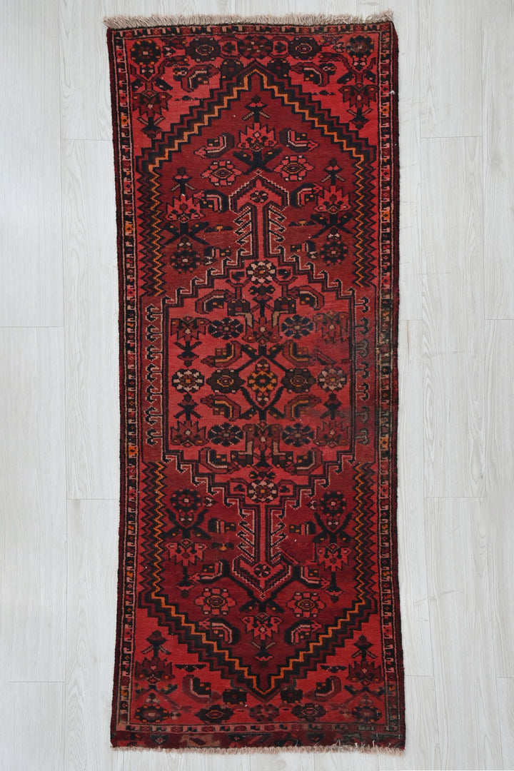 red Runner rug 2' 4" x 6' 0"