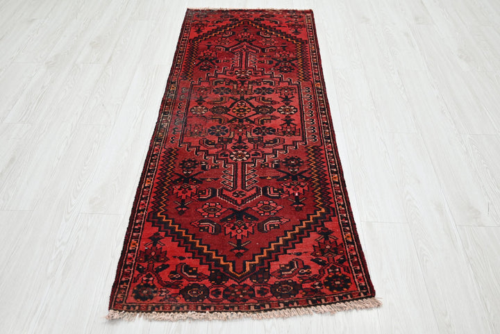 red Runner rug 2' 4" x 6' 0"