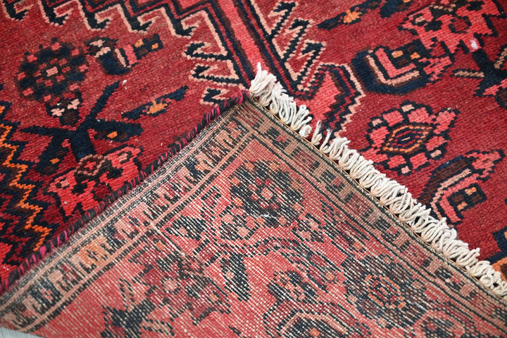 red Runner rug 2' 4" x 6' 0"