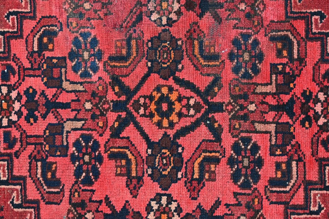red Runner rug 2' 4" x 6' 0"