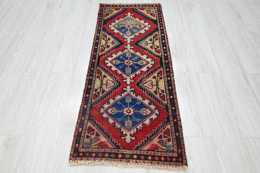 red Runner rug 1' 9" x 4' 10"