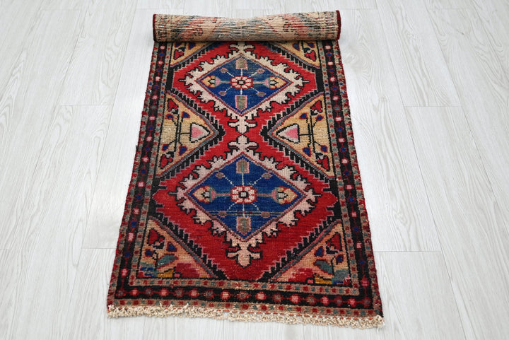red Runner rug 1' 9" x 4' 10"