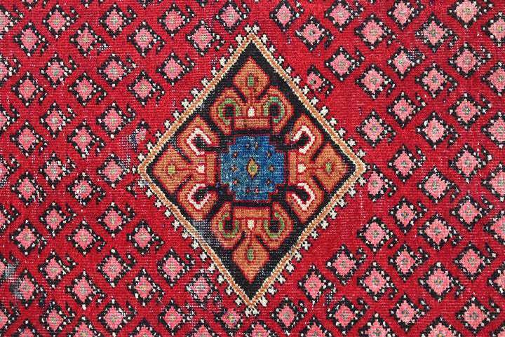 red Accent rug 2' 10" x 4' 4"