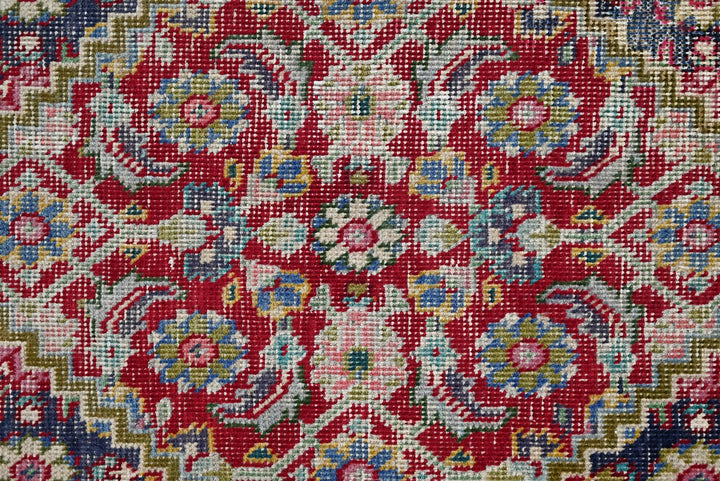 blue Accent rug 3' 1" x 4' 7"