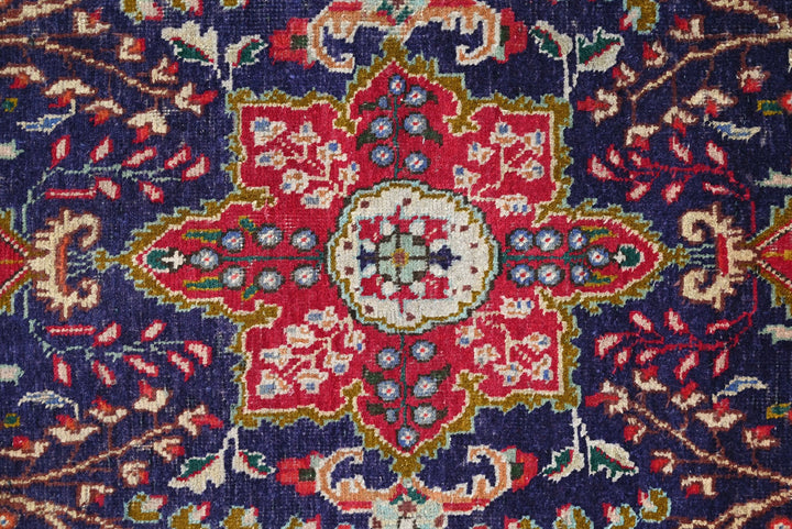 blue Accent rug 3' 0" x 4' 8"