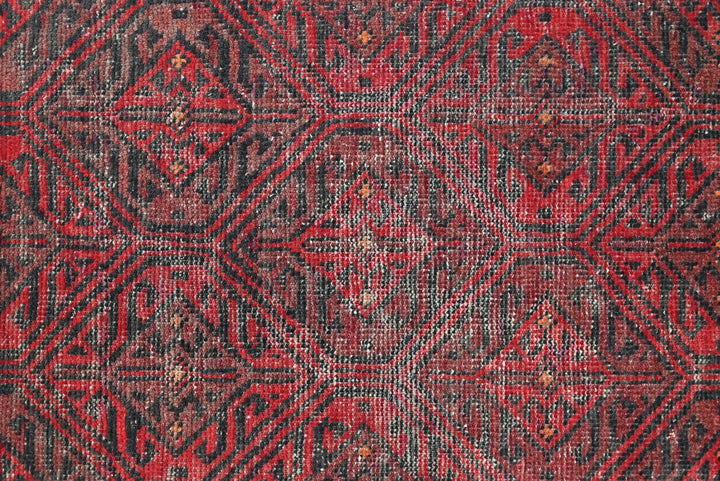 red Runner rug 2' 0" x 6' 2"