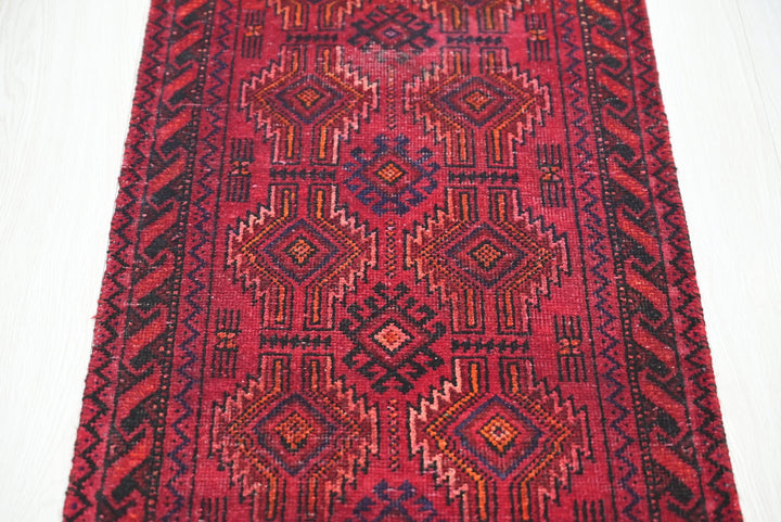red Runner rug 1' 8" x 6' 2"