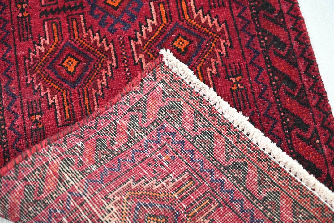 red Runner rug 1' 8" x 6' 2"